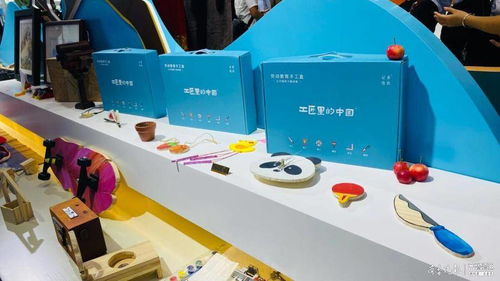 匠心融匯科技，創(chuàng)意點(diǎn)亮未來 木藝創(chuàng)客方案閃耀展會(huì)，魯班文化引客商矚目